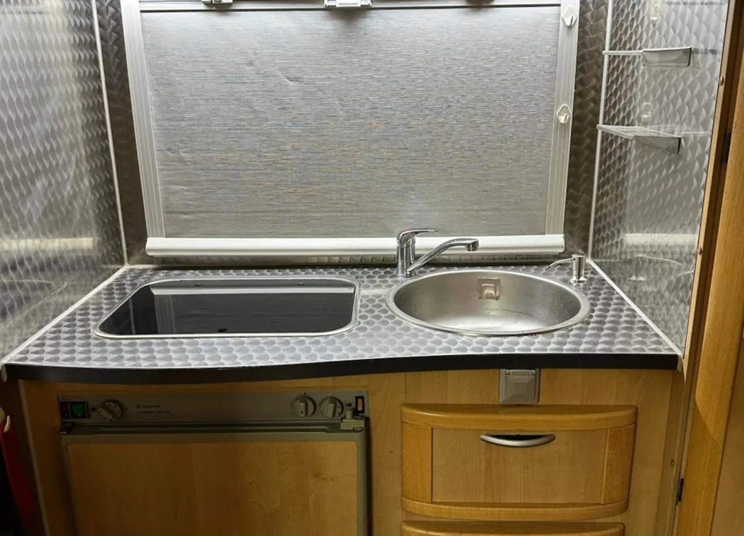 Camping Комфортный Семейный Автодом На 5 Человек Tbilisi